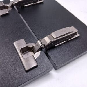 E - Soft Linear Hinge – 3D Max  With Linear Mounting Plate