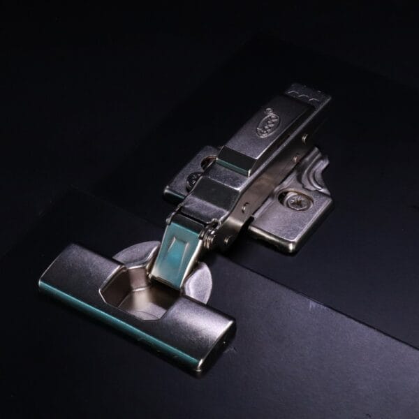 Hinge Slow Motion 3D Max