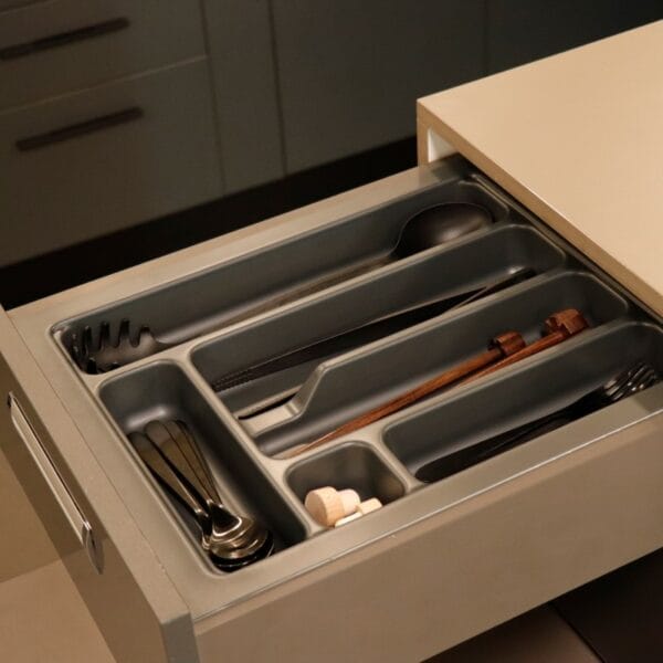 Kitchen Cutlery Tray - 3