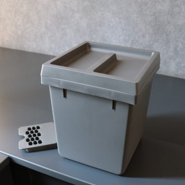 Micro Bin 2