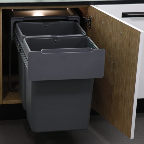 Pull Out Waste Bin 4 - 40 Ltr